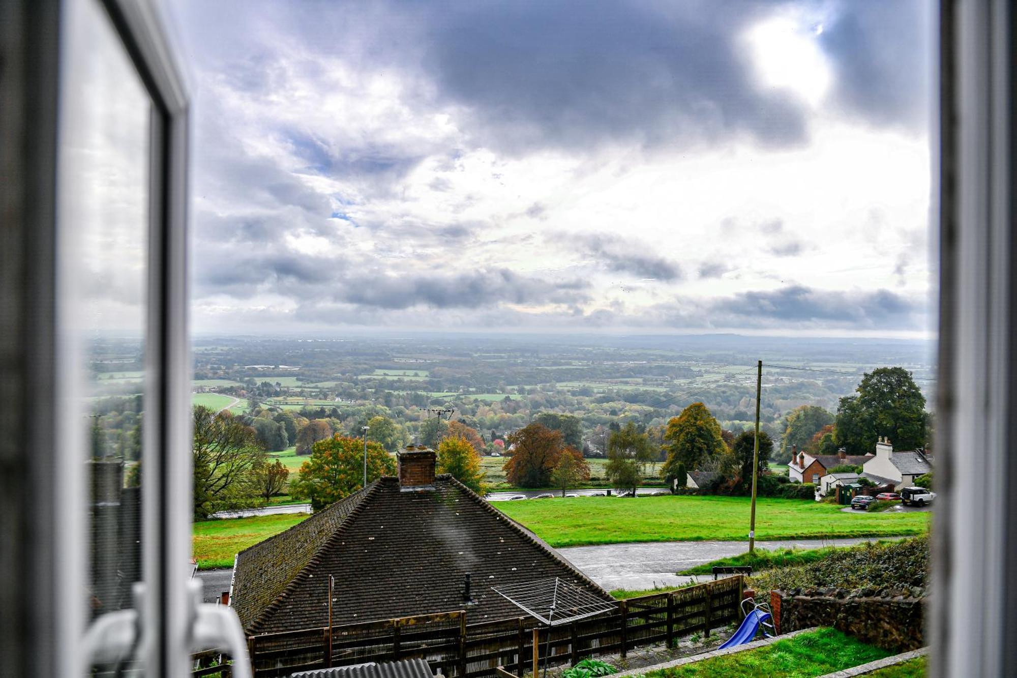 Charming Malvern Cottage With Outstanding Views Malvern Wells Eksteriør billede